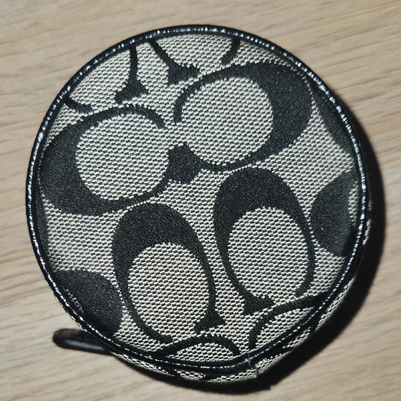 Coach Small Jewelry Case - Picture 6 of 7